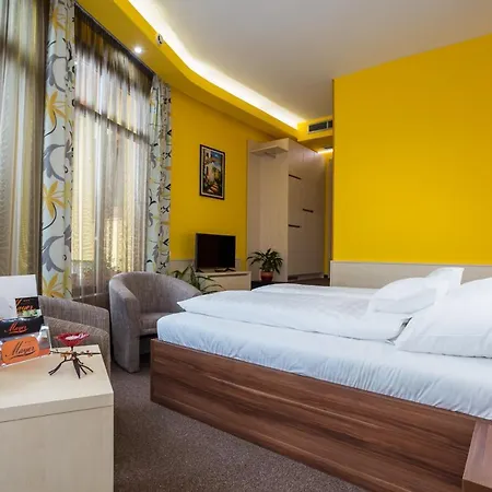 Mayer Hotel Alsoors