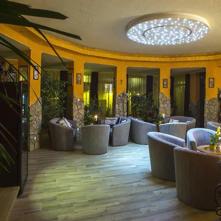 Mayer Hotel